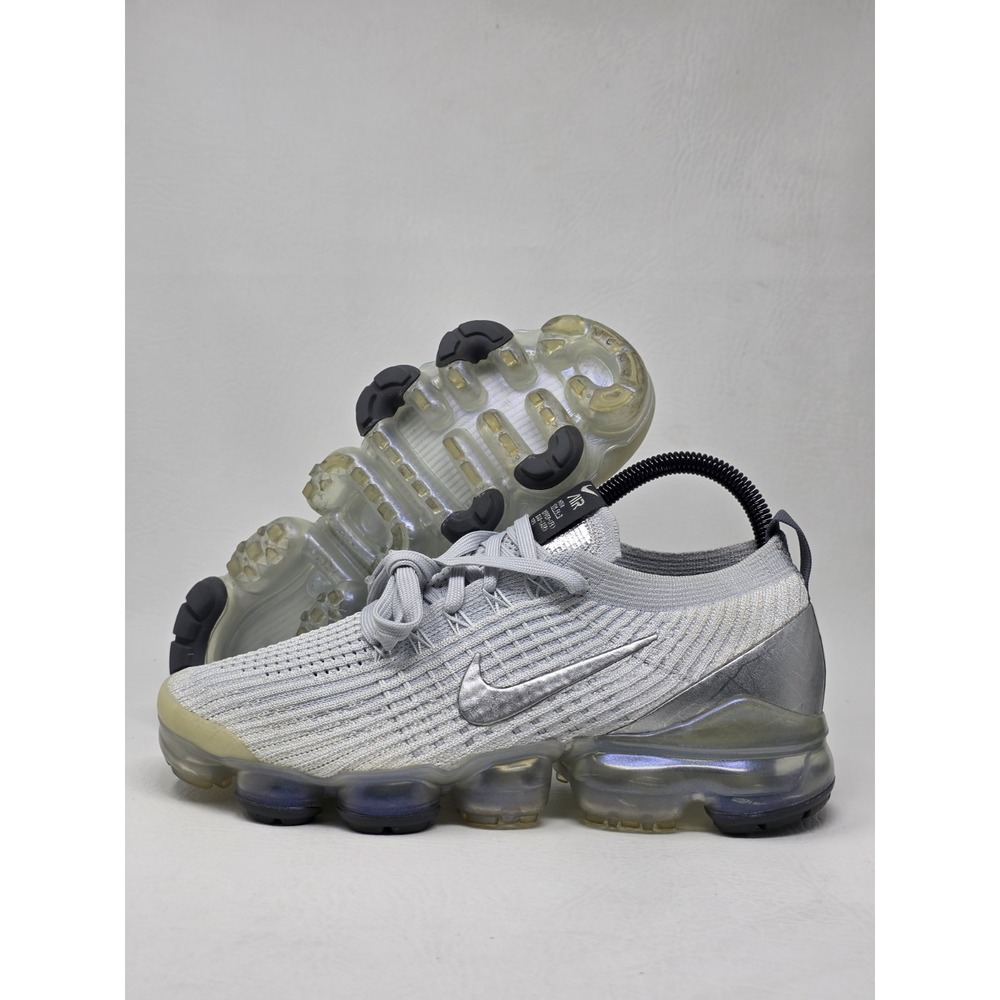 Nike Shoes Womens Size 8 Air Vapor Max Flyknit 3 Sneaker White Silver AJ6910-101